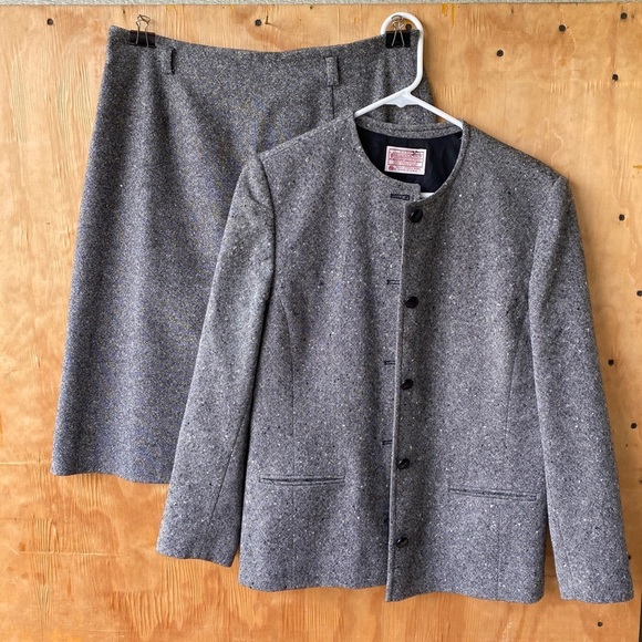 Pendleton Wool Gray Skirt and Blazer set - Picture 11 of 11